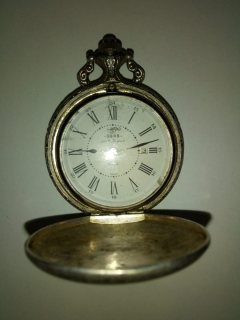  اندر التحف (ساعة قديمة جدا) للبيع والتفاود 4