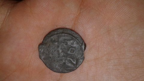 قطعة نقدية تعود إلى سنة 1268 2