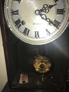ساعة حاءطية قديمة 2