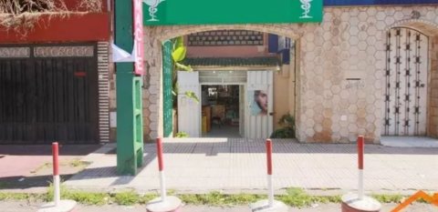 Vente pas de porte Pharmacie à Ain Chock 1