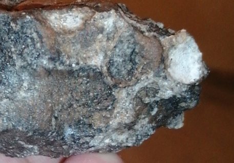 نيزك بريشيا dhofar القمري météorite lunaire breccia dhofar  7