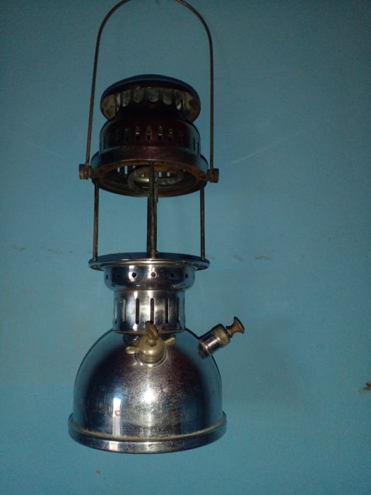 مصباح قديم (أزيد من 80 سنة) 2