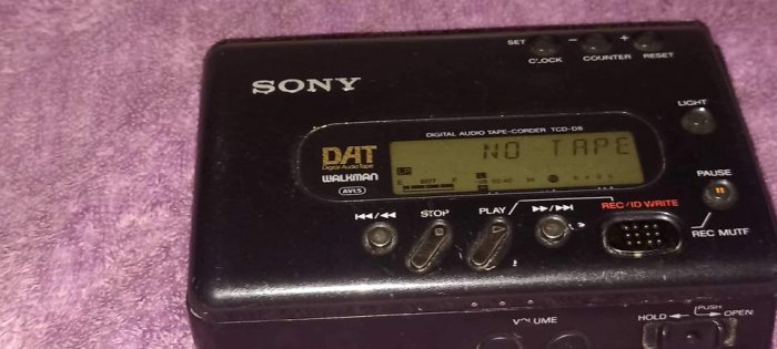 Sony DAT-Walkman TCD-D8