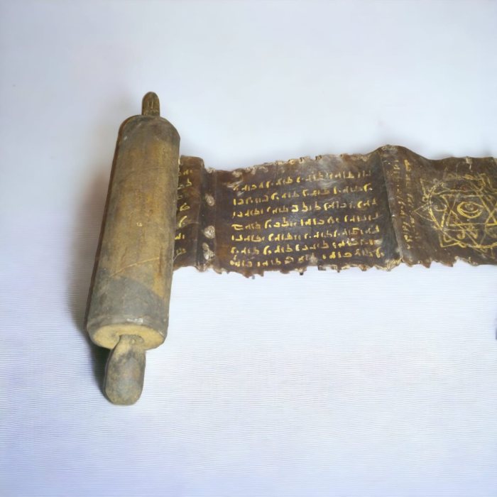 مخطوطة أثرية تعود 1000 قبل الميلاد 2
