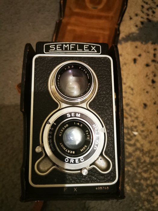 كاميرا قديمة 2