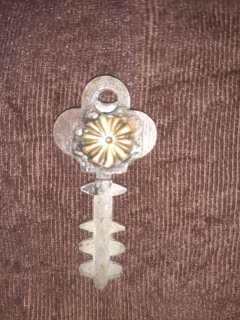 مفتاح قديم  2