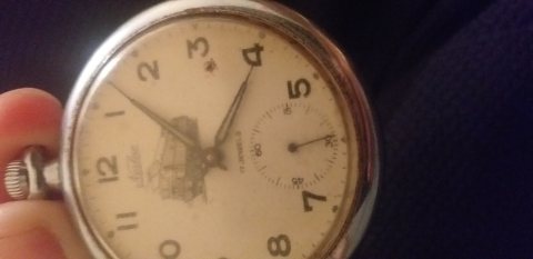 ساعة اثرية قديمة 2
