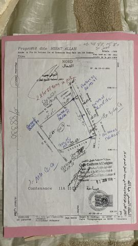 أرض سكنية في مدينة واد لو الساحلية 994m محفضة 