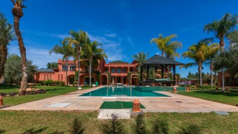 La Villa Ananke est une villa de haute gamme 2
