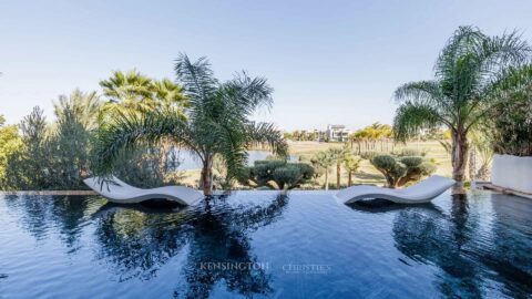 La Villa Redas est une villa de haute gamme 2
