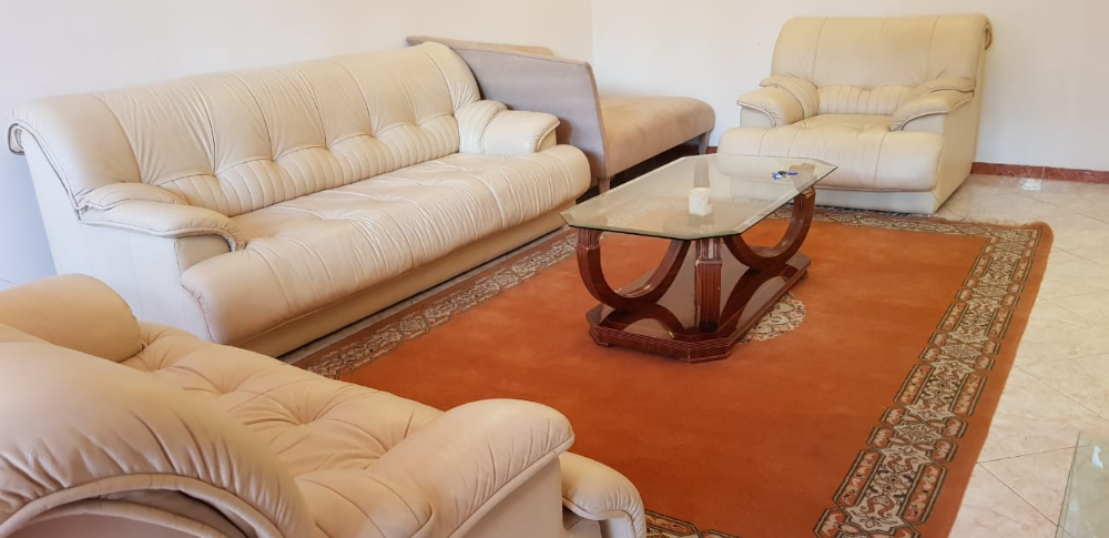 Appartement à vendre à Rabat 4