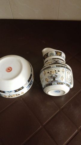 طاووس حر  قديييمم  جدا   0673224994 6