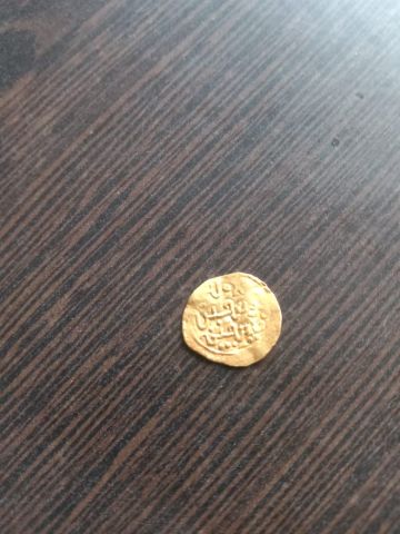 عملة معدنية  2