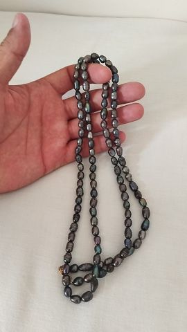سوطوار من اللؤلؤ الأسود الطبيعي (هياتي )