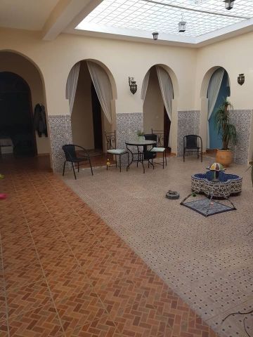 4000 متر محفظة فيها فيلا 330 متر بسيدي حساين طنجة 3