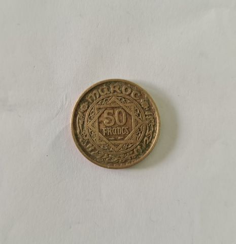 عملة مغربية قديمة  2