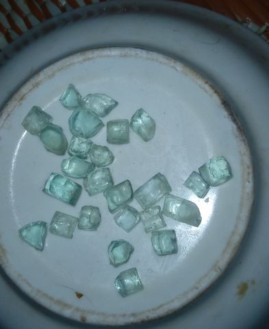 حجر زمرد طبيعي لون أخضر ماءل للزرقة اكوامرين 2