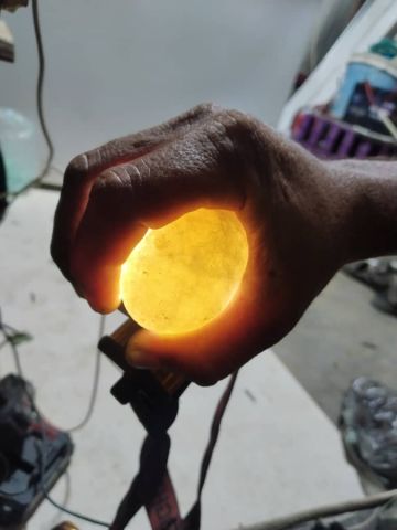 احجار نيزك للبيع 