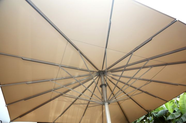  Parasol moderne de fabrication marocaine 3
