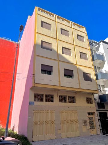 منزل للبيع MA42 مكون من 3 طوابق و كراج والسدة + retraite 