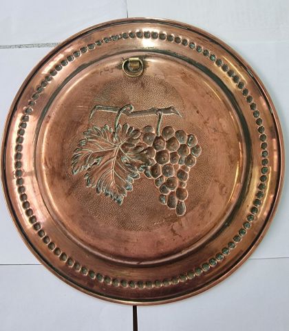 صينية نحاسية مغربية قديمة جدا مصنوعة من النحاس الأحمر  4