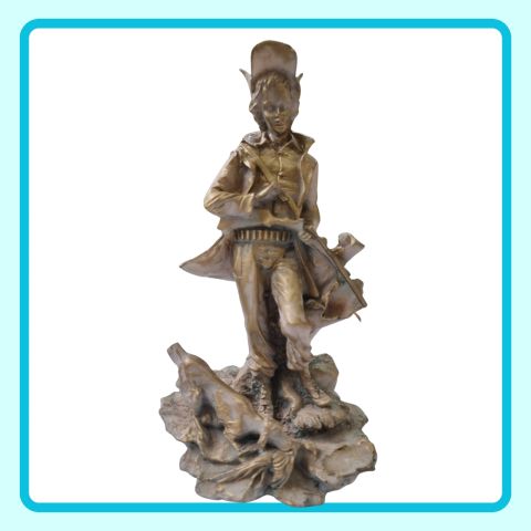 تمتال جميل مصنوع من الرخام 