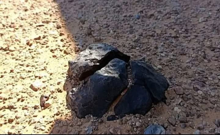 اعلان بيع حجر نيزكي 3