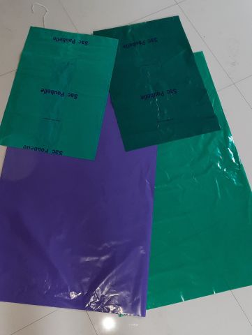 Sachet et rouleaux plastique personnalisé PE 4
