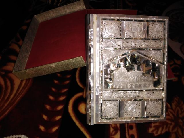 قرأن زجاجي أثري هدية ملكية أصلية للببع 3