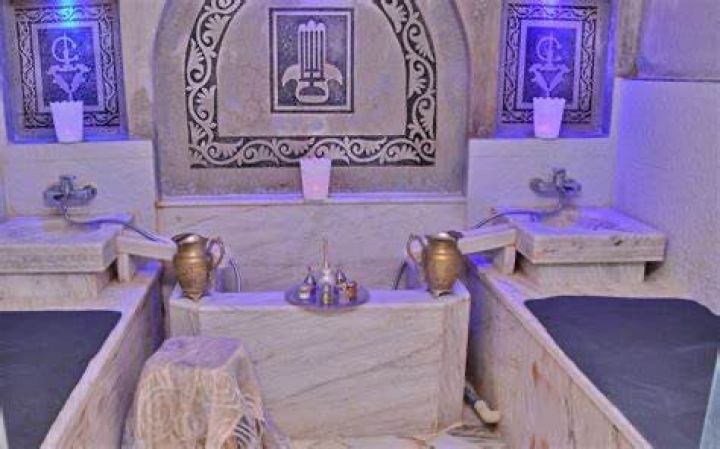 يتوفر لدينا من المغرب خبيرات حمام مغربي لهم خبرة طويلة 