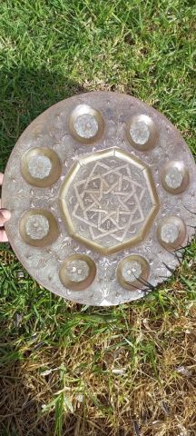 صحن  فرعوني و داودي نحاسي قديم نقش يدوي في غاية الروعة 2