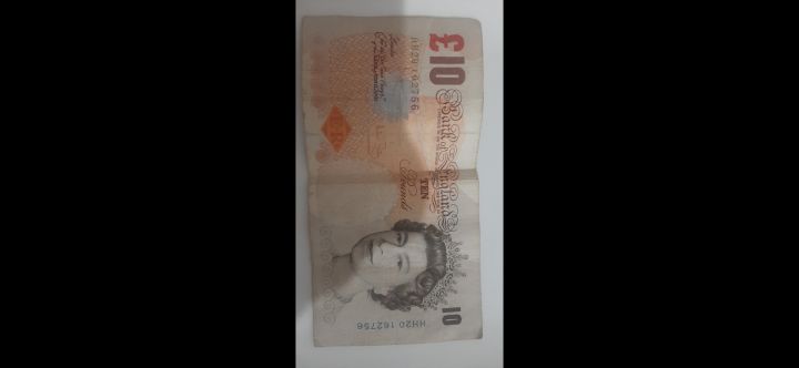 عملات ورقية بريطانية للبيع  2