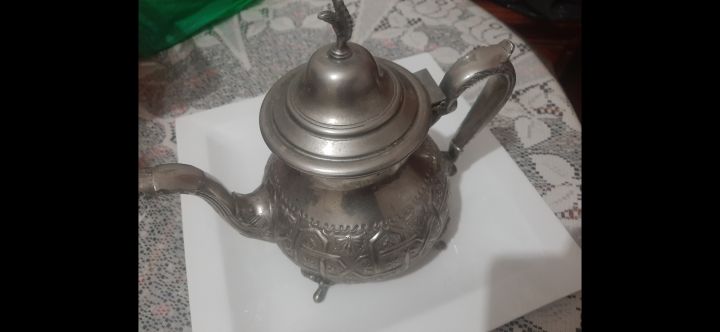 ابريق شاي قديم للبيع