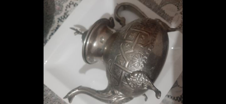 ابريق شاي قديم للبيع 4