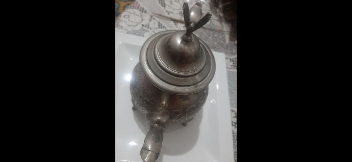 ابريق شاي قديم للبيع 9