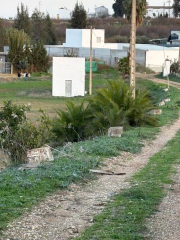 مزارع وفنادق واراضي ومنازل للبيع في اسبانيا  6