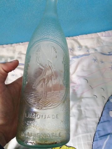 قنينة لاسيكون القديمة