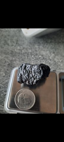 نيزك أسود جميل 5