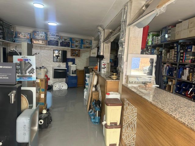 محل تجاري للبيع ساروت 3