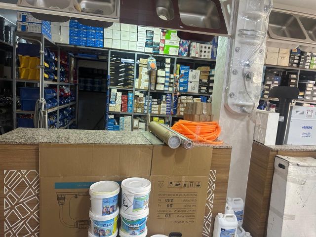 محل تجاري للبيع ساروت 7