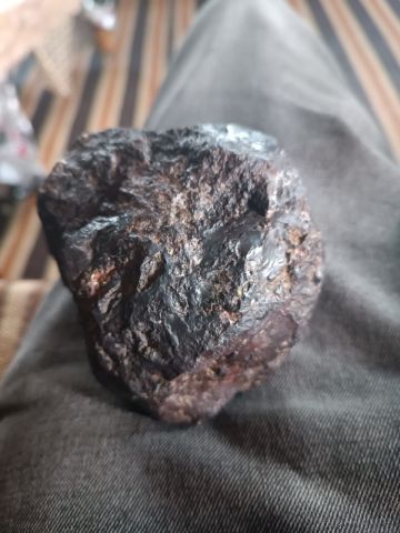 نيزاك لبيع لمن يهم الامر 