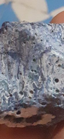 حجر نيزكي نادر 3