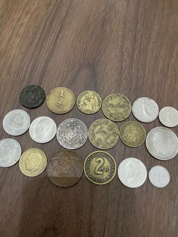 عملات نقدية مغربية قديمة