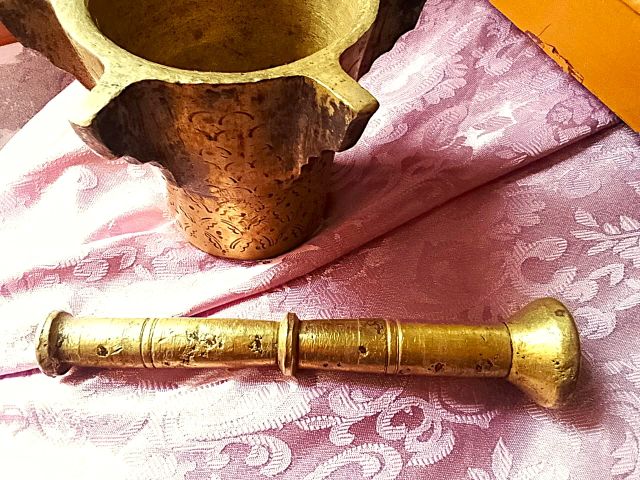 مهراز نحاسي مصاحب لعصا  اصلي قديم 