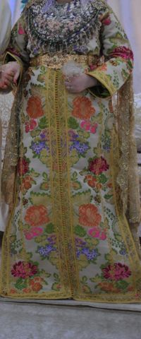 قفطان فخم و أنيق