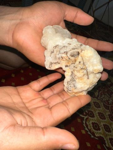 متوفر بكثرة  3