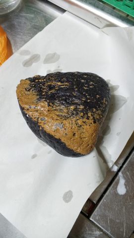 نيزك للبيع وزنه 1700 غرام 4