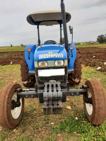 New Holland 3