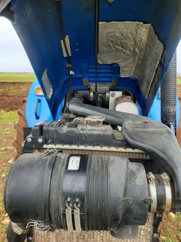 New Holland 6