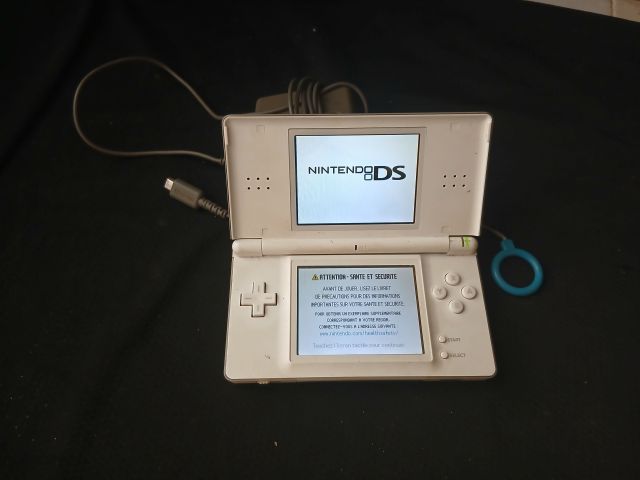 Nintendo ds lite 